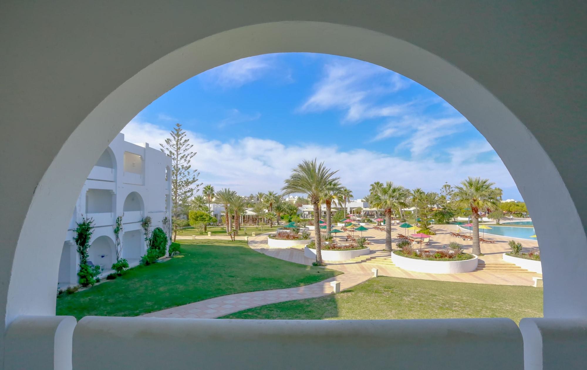 Djerba Plaza Thalasso & Spa Triffa Exterior photo