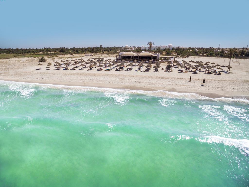 Djerba Plaza Thalasso & Spa Triffa Exterior photo